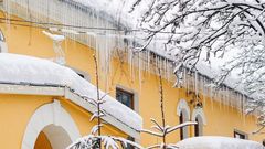 Оттепель сосульки