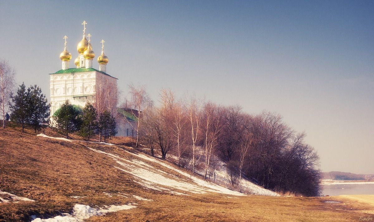 Храм весной картинки