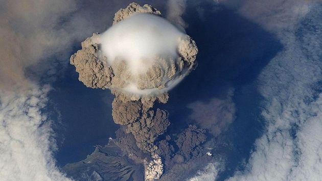 Извержение вулкана